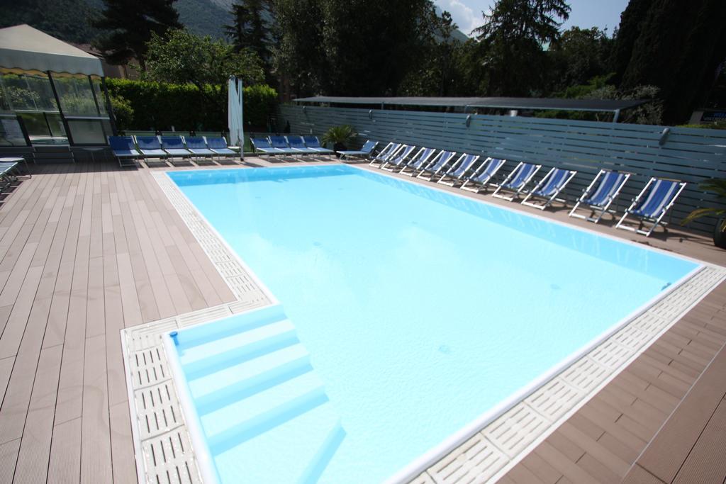 Hotel Miorelli Torbole Sul Garda Kültér fotó