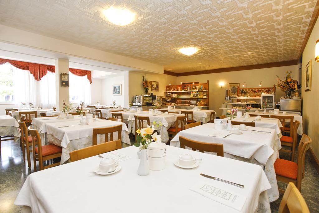 Hotel Miorelli Torbole Sul Garda Kültér fotó